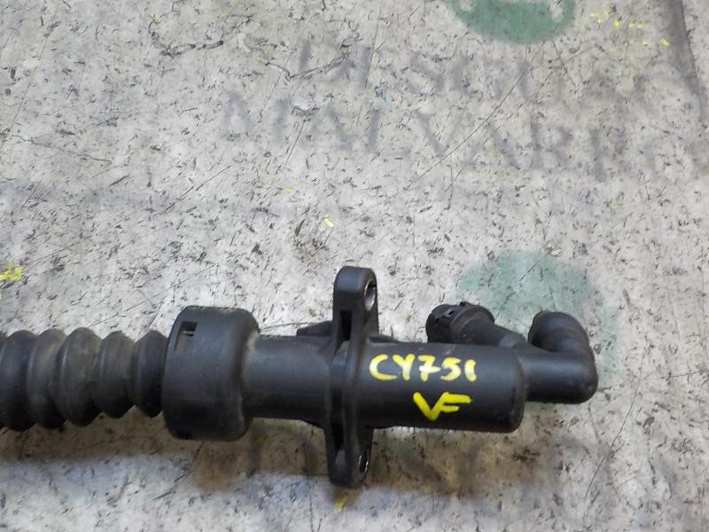 Recambio de bombin embrague para peugeot partner kombi 1.6 16v e-hdi fap referencia OEM IAM   