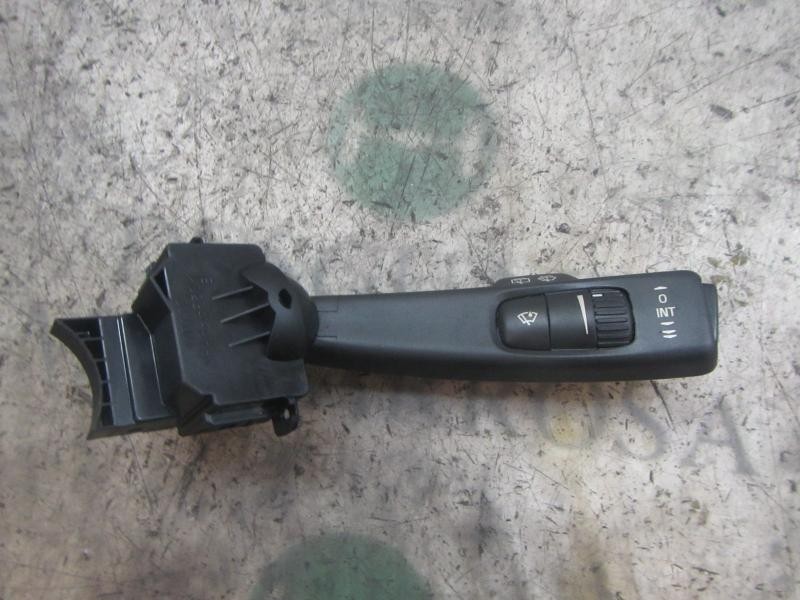 Recambio de mando limpia para volvo c30 1.6 d momentum referencia OEM IAM 8691993  