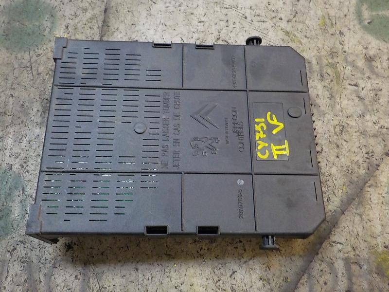 Recambio de caja reles / fusibles para peugeot partner kombi 1.6 16v e-hdi fap referencia OEM IAM   