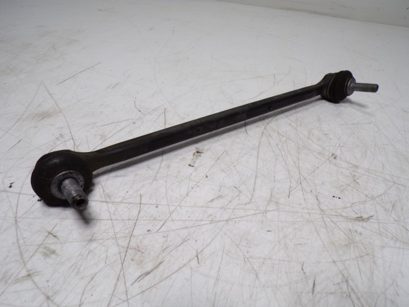 Recambio de tirante delantero derecho para land rover range rover evoque evoque referencia OEM IAM LR114253  