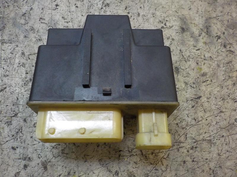 Recambio de caja precalentamiento para peugeot partner kombi 1.6 16v e-hdi fap referencia OEM IAM   