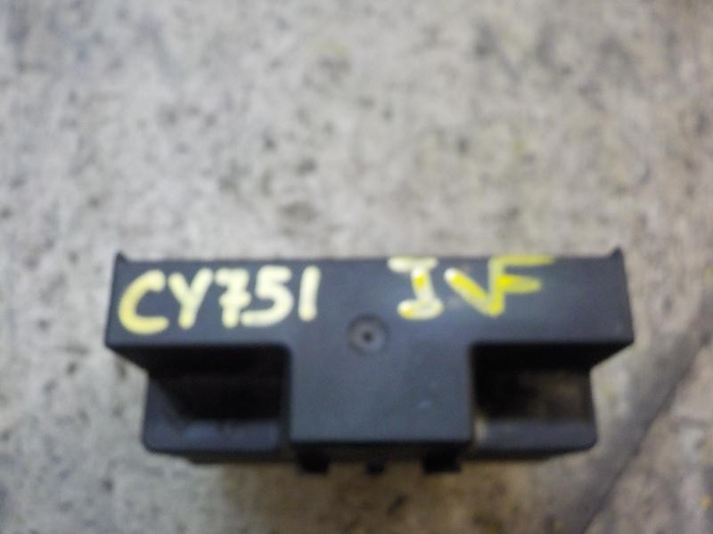 Recambio de caja precalentamiento para peugeot partner kombi 1.6 16v e-hdi fap referencia OEM IAM   