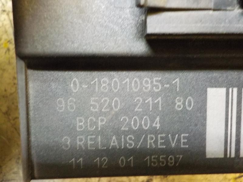 Recambio de caja precalentamiento para peugeot partner kombi 1.6 16v e-hdi fap referencia OEM IAM   