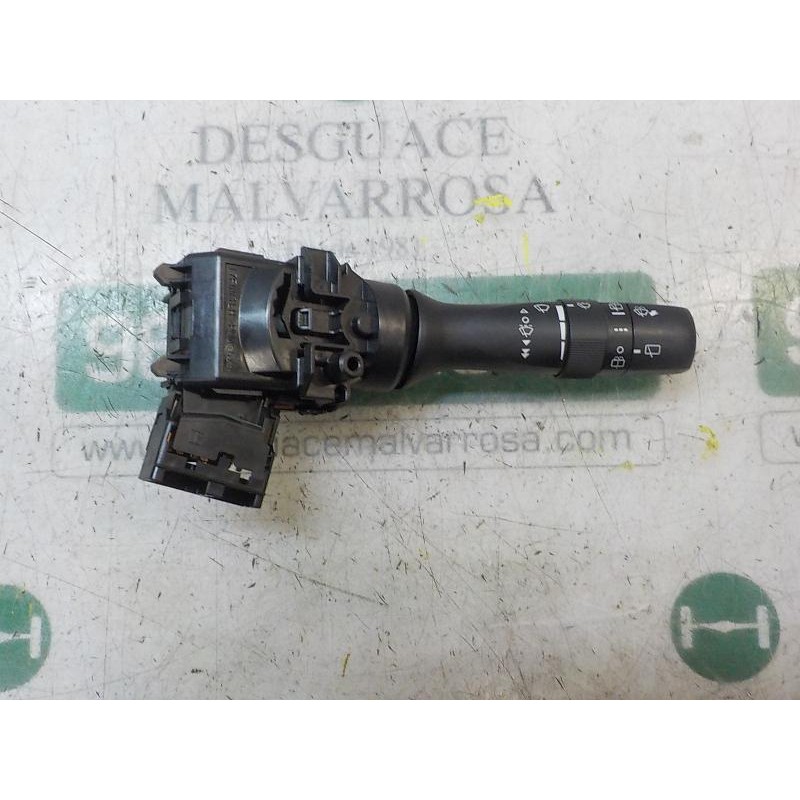 Recambio de mando limpia para toyota auris 1.4 turbodiesel cat referencia OEM IAM   