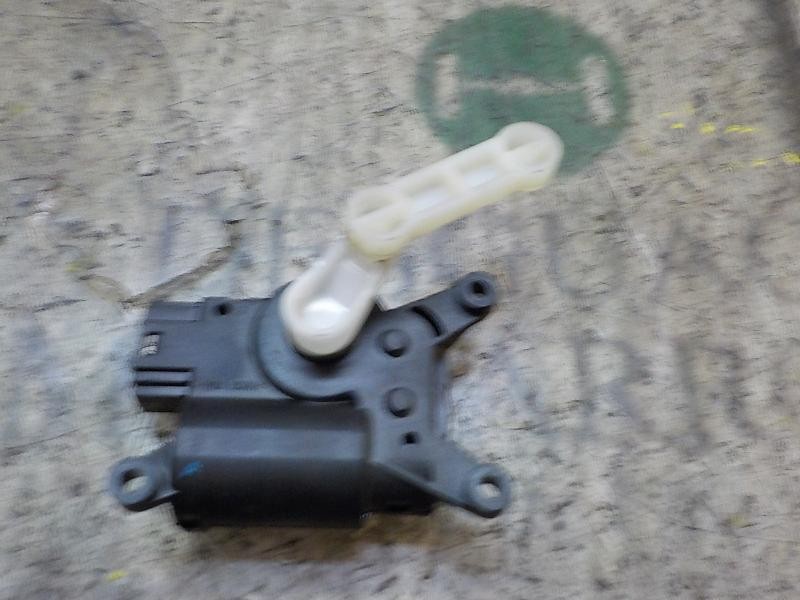 Recambio de motor electrico para peugeot partner kombi 1.6 16v e-hdi fap referencia OEM IAM   