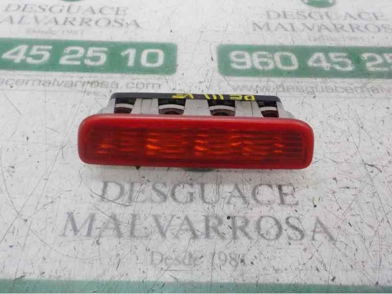 Recambio de piloto trasero central para fiat fiorino 1.3 16v jtd cat referencia OEM IAM   