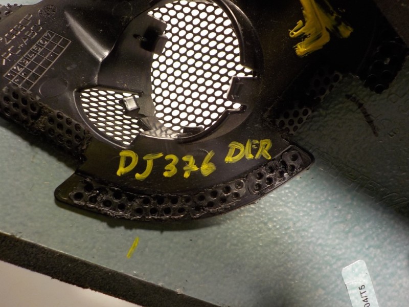 Recambio de moldura para mclaren 570s spider p13 referencia OEM IAM  13N2763SP 