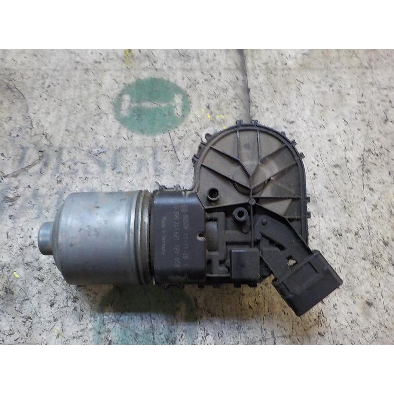 Recambio de motor limpia delantero para peugeot partner kombi 1.6 16v e-hdi fap referencia OEM IAM   