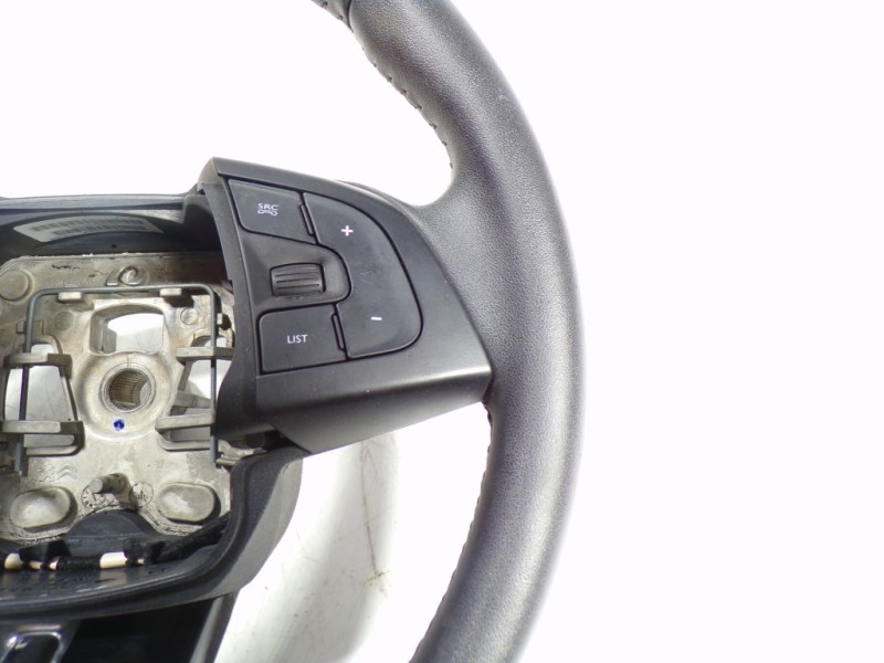 Recambio de volante para citroën c4 cactus 1.2 12v e-thp / puretech referencia OEM IAM 98303131ZD  