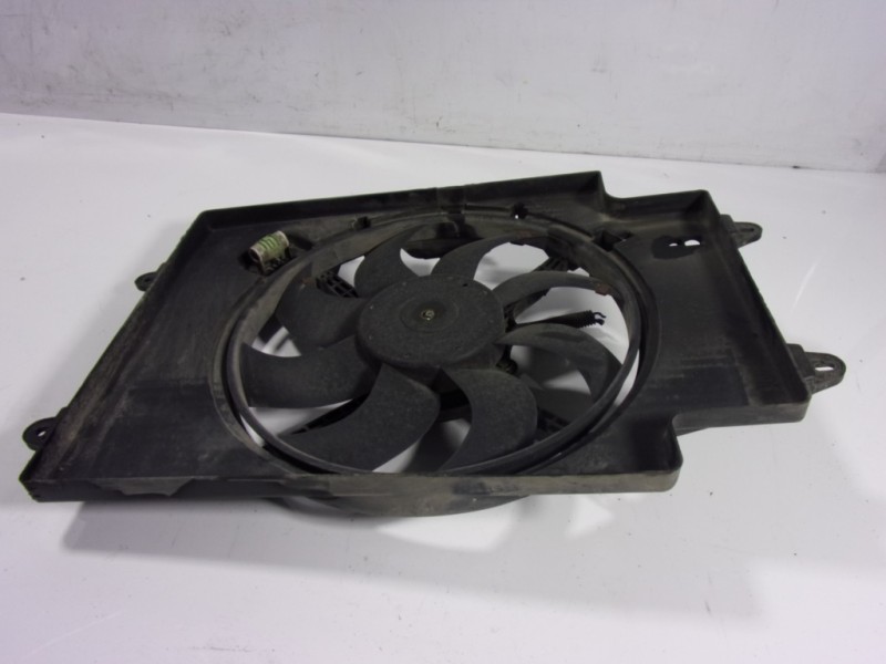 Recambio de electroventilador para alfa romeo gt (125) 1.9 jtd (m) 16v cat referencia OEM IAM   