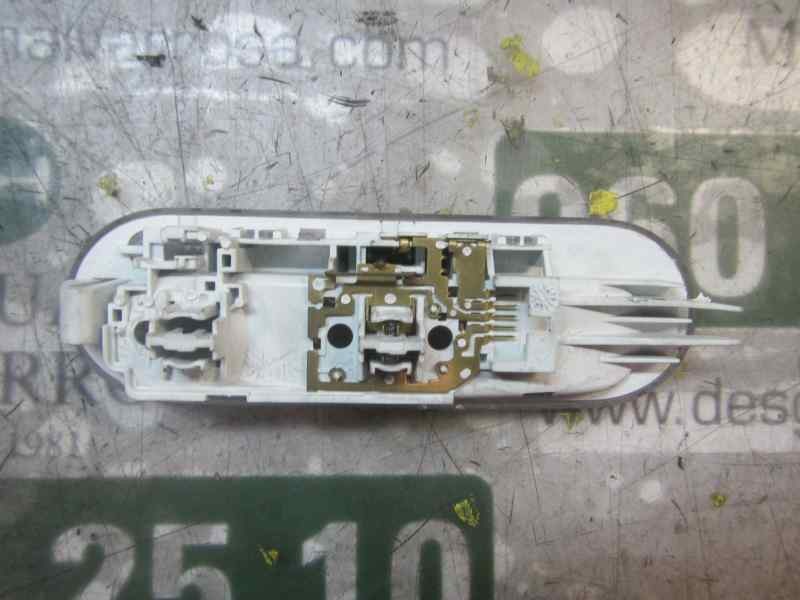 Recambio de piloto interior para dacia sandero 1.2 16v cat referencia OEM IAM 8200074362  