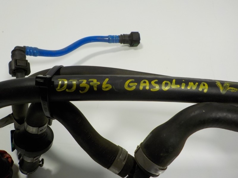 Recambio de tubo para mclaren 570s spider p13 referencia OEM IAM  13K0027CP 