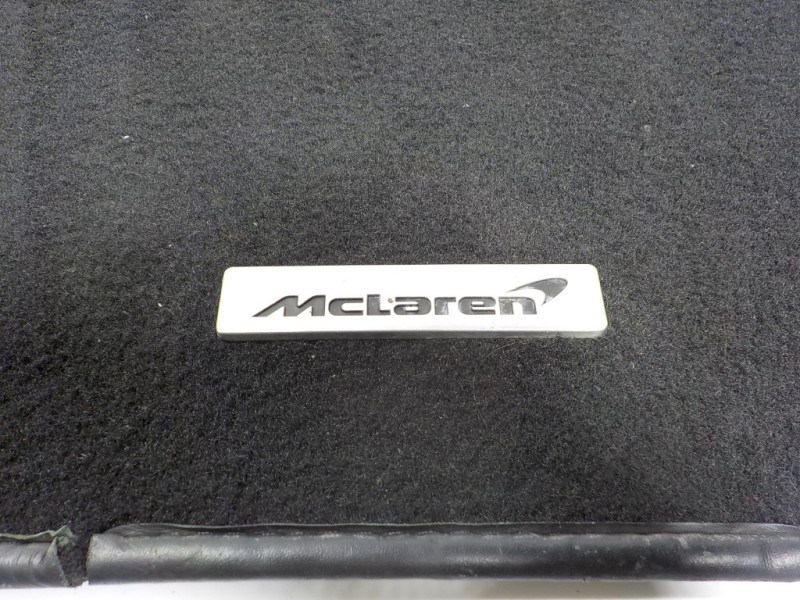 Recambio de juego tapizados / cartoneras para mclaren 570s spider p13 referencia OEM IAM   