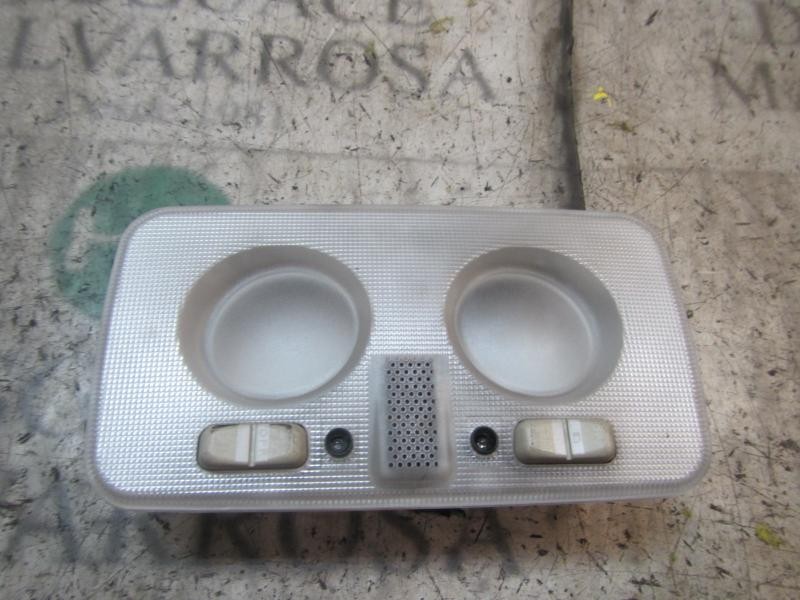 Recambio de piloto interior para fiat linea (110) dynamic referencia OEM IAM 735591637  