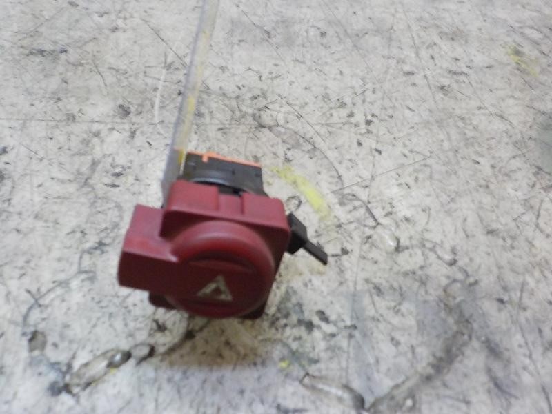 Recambio de warning para citroën c4 berlina 1.6 16v hdi referencia OEM IAM   