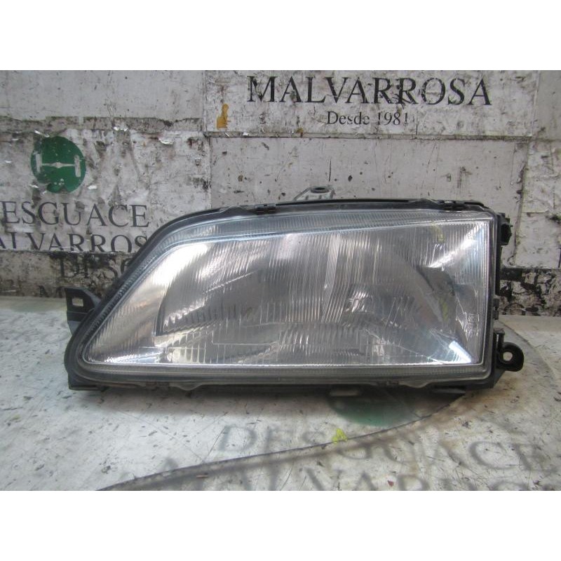 Recambio de faro izquierdo para peugeot 306 berlina 3/5 puertas (s1) 1.4 referencia OEM IAM   