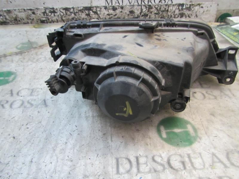 Recambio de faro izquierdo para peugeot 306 berlina 3/5 puertas (s1) 1.4 referencia OEM IAM   