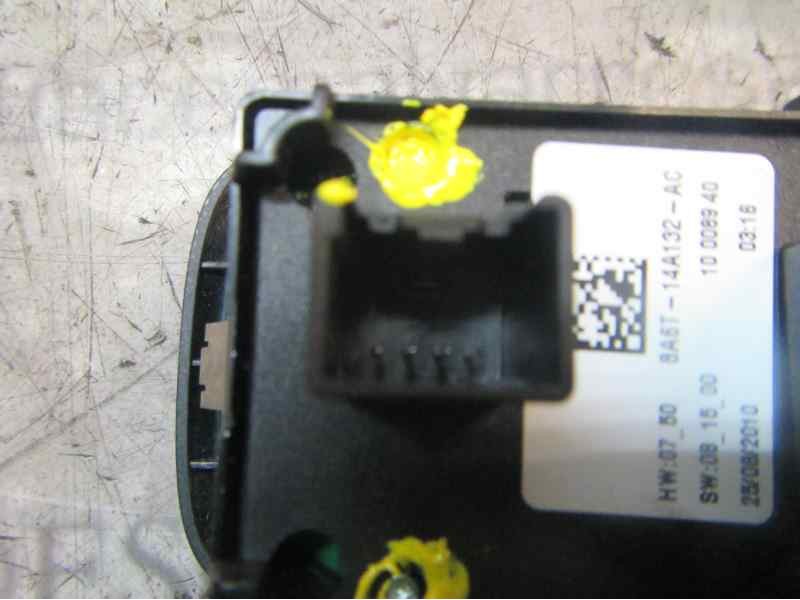 Recambio de mando elevalunas delantero izquierdo para ford fiesta (cb1) trend referencia OEM IAM 1547736 8A6T14A132AC 