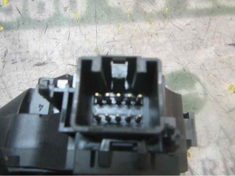 Recambio de mando limpia para ford fiesta (cb1) trend referencia OEM IAM 1537625 8A6T17A553AC 