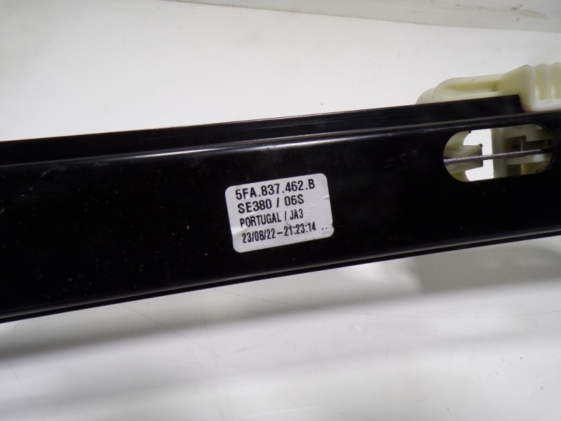 Recambio de elevalunas delantero derecho para cupra leon kl8 vz 2.0 tsi referencia OEM IAM 5FA837462B 5FA837462B 