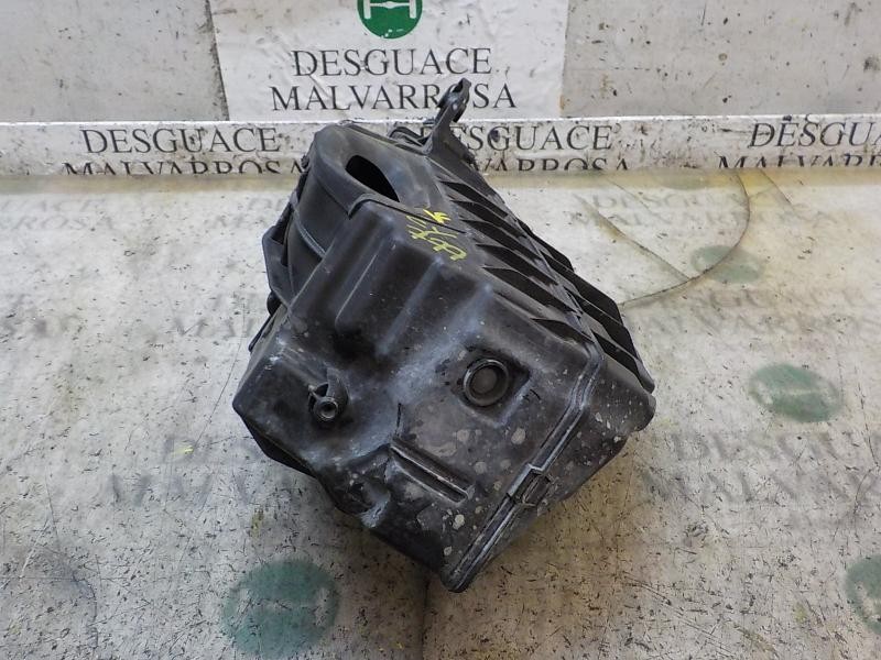 Recambio de filtro aire para renault megane iii sport tourer expression referencia OEM IAM 8200947663  