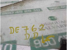 Recambio de cristal puerta delantero derecho para peugeot partner tepee b9 puretec referencia OEM IAM    2