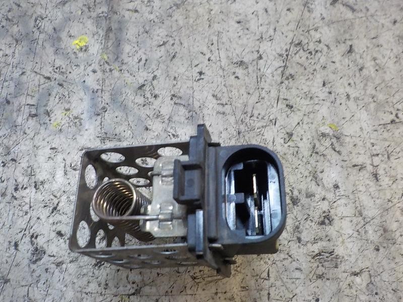 Recambio de resistencia calefaccion para renault megane iii sport tourer expression referencia OEM IAM 214936501R  