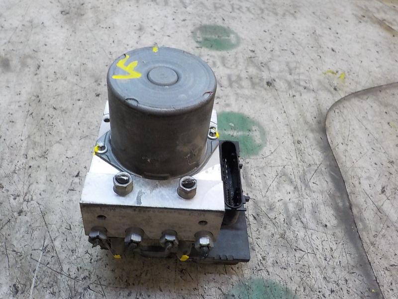 Recambio de abs para renault twingo 1.2 16v referencia OEM IAM 8201128679 0265951128 0265951128