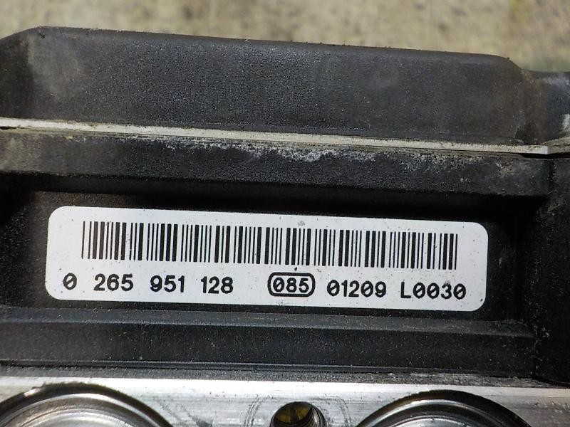 Recambio de abs para renault twingo 1.2 16v referencia OEM IAM 8201128679 0265951128 0265951128