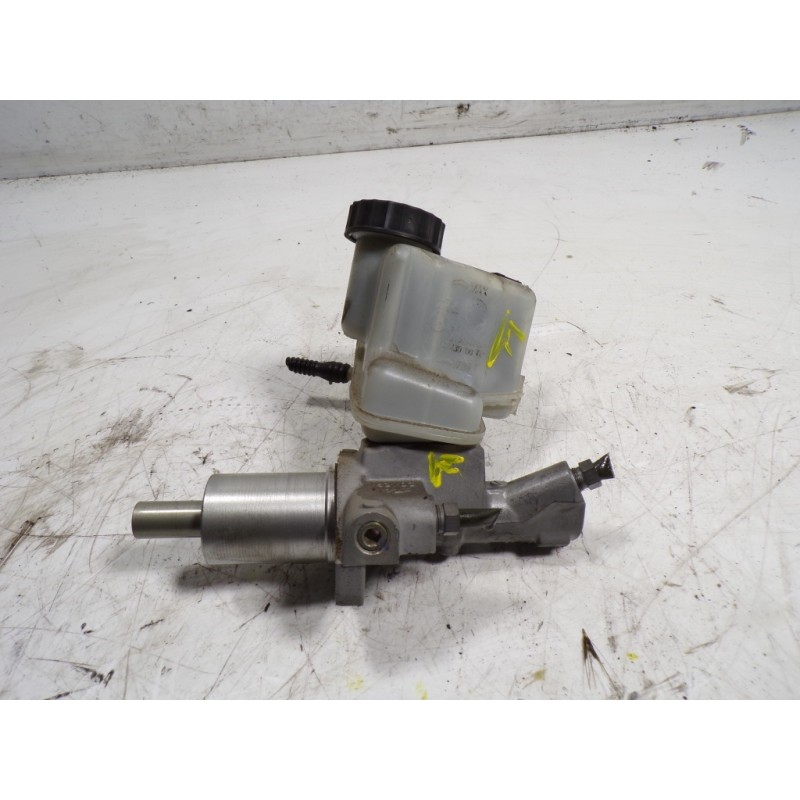 Recambio de bomba freno para mercedes-benz clase c (w204) familiar 2.1 cdi cat referencia OEM IAM A0064301501  