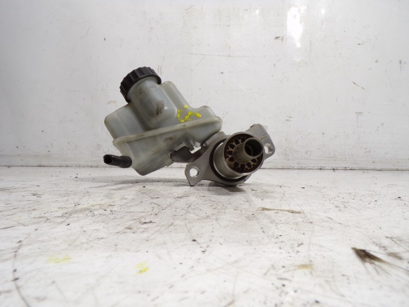 Recambio de bomba freno para mercedes-benz clase c (w204) familiar 2.1 cdi cat referencia OEM IAM A0064301501  