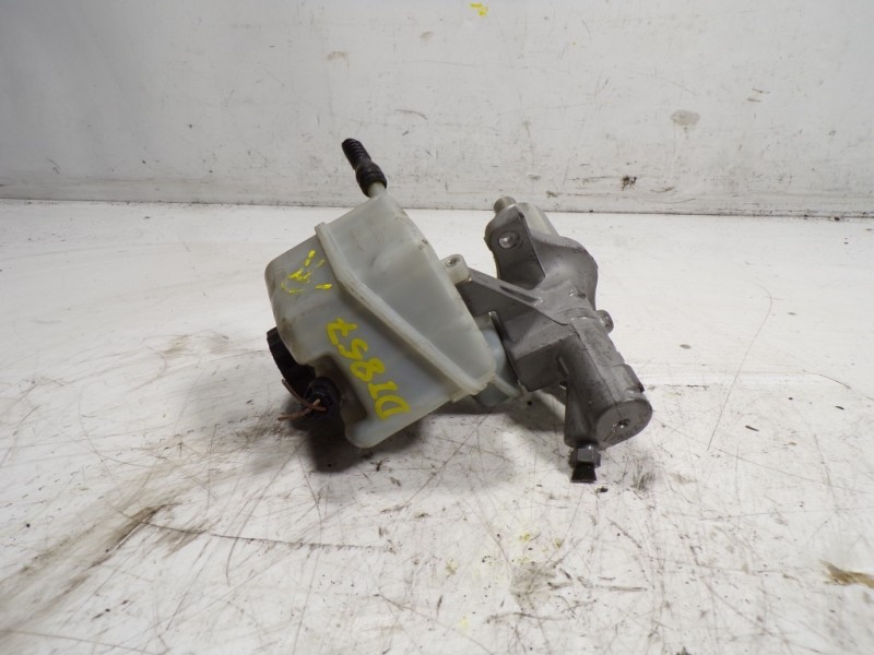 Recambio de bomba freno para mercedes-benz clase c (w204) familiar 2.1 cdi cat referencia OEM IAM A0064301501  