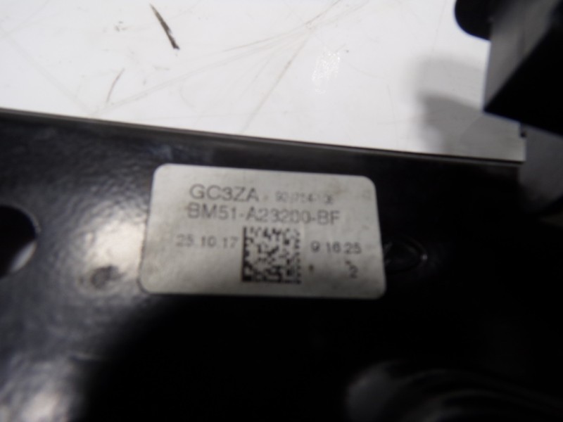 Recambio de elevalunas delantero derecho para ford focus lim. 1.5 tdci cat referencia OEM IAM 1870697 BM51A23200BF 