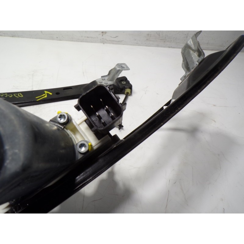 Recambio de elevalunas delantero derecho para ford focus lim. 1.5 tdci cat referencia OEM IAM 1870697 BM51A23200BF 