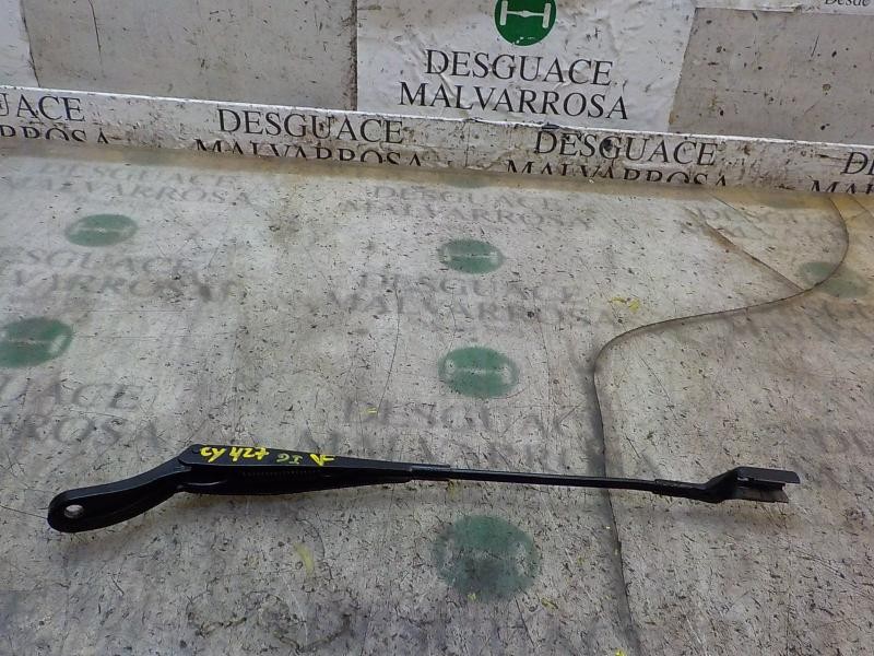 Recambio de brazo limpia delantero izquierdo para renault twingo 1.2 16v referencia OEM IAM 288818509R  