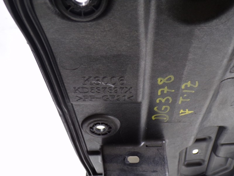 Recambio de elevalunas trasero izquierdo para mazda cx-5 2.2 turbodiesel cat referencia OEM IAM KD5373590 KD537397X 