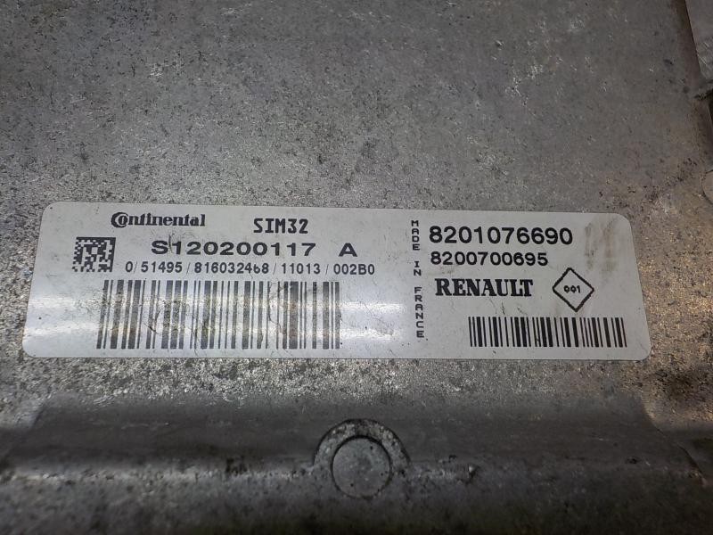 Recambio de centralita motor uce para renault twingo 1.2 16v referencia OEM IAM 8201076690 8201076690 S120200117