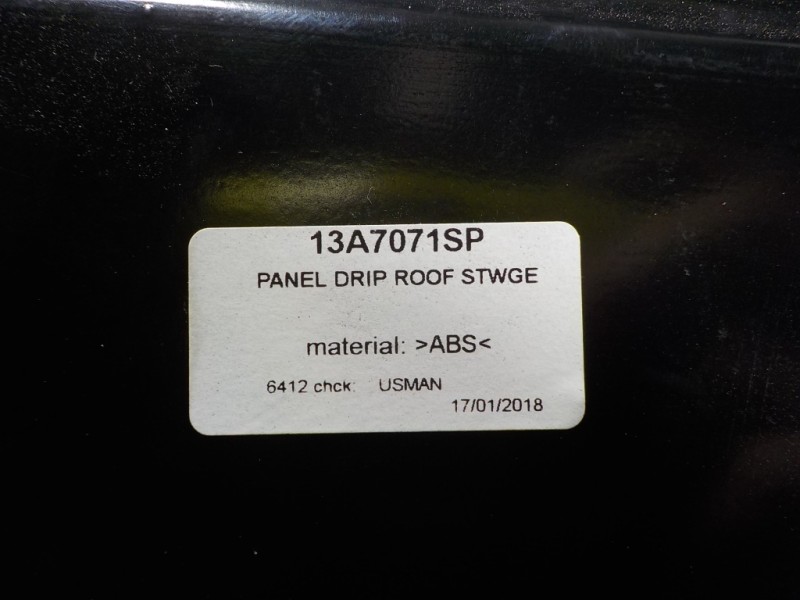 Recambio de tapa motor para mclaren 570s spider p13 referencia OEM IAM  13A7071SP 