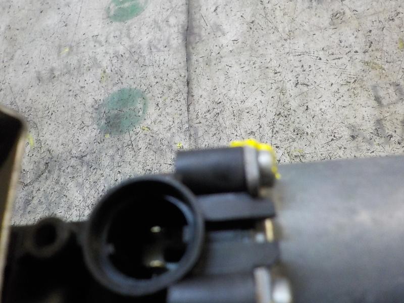 Recambio de elevalunas delantero izquierdo para renault twingo 1.2 16v referencia OEM IAM 8200384743  