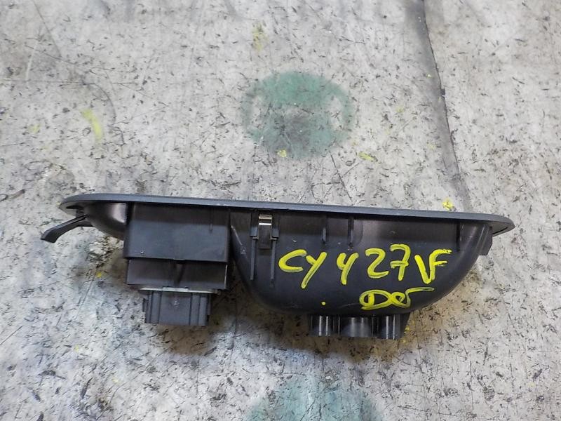 Recambio de mando elevalunas delantero derecho para renault twingo 1.2 16v referencia OEM IAM 8200214936  