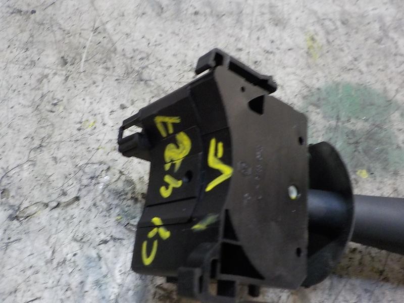 Recambio de mando limpia para renault twingo 1.2 16v referencia OEM IAM 7701048915  