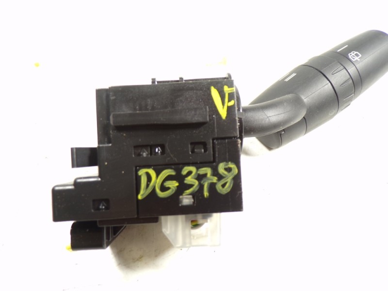 Recambio de mando limpia para mazda cx-5 2.2 turbodiesel cat referencia OEM IAM KD4766128 KD4717F899 