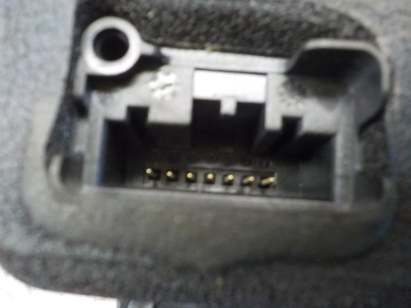 Recambio de cerradura puerta delantera izquierda para skoda spaceback (5h) 1.6 tdi dpf referencia OEM IAM 5E1837015A  