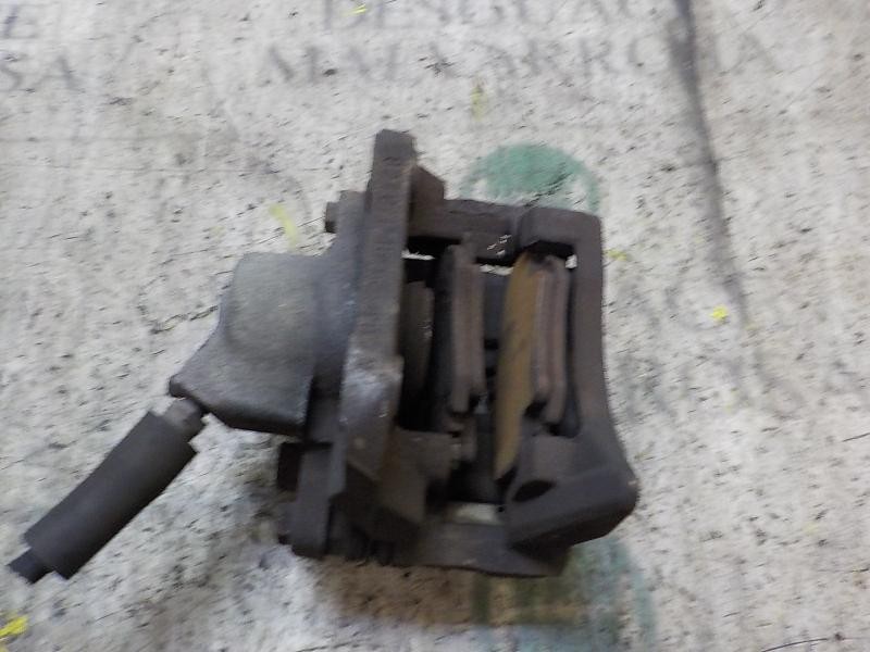 Recambio de pinza freno delantera izquierda para renault twingo 1.2 16v referencia OEM IAM 7701207958  