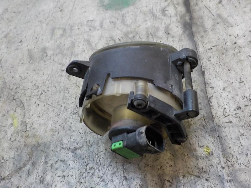 Recambio de faro antiniebla derecho para ford mondeo turnier (ge) 2.0 tdci cat referencia OEM IAM   