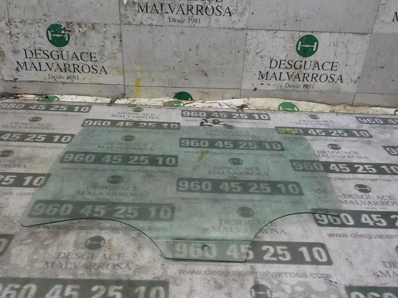 Recambio de cristal puerta trasero izquierdo para skoda spaceback (5h) 1.6 tdi dpf referencia OEM IAM 5JJ845205A  