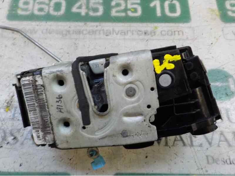 Recambio de cerradura puerta delantera izquierda para jeep patriot 2.0 crd cat referencia OEM IAM   