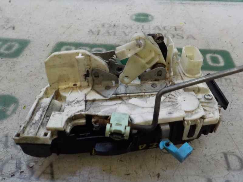 Recambio de cerradura puerta delantera izquierda para jeep patriot 2.0 crd cat referencia OEM IAM   