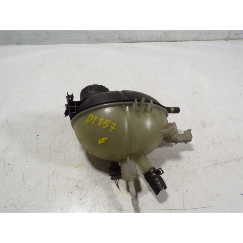 Recambio de deposito expansion para mercedes-benz clase c (w204) familiar 2.1 cdi cat referencia OEM IAM A2045000549  