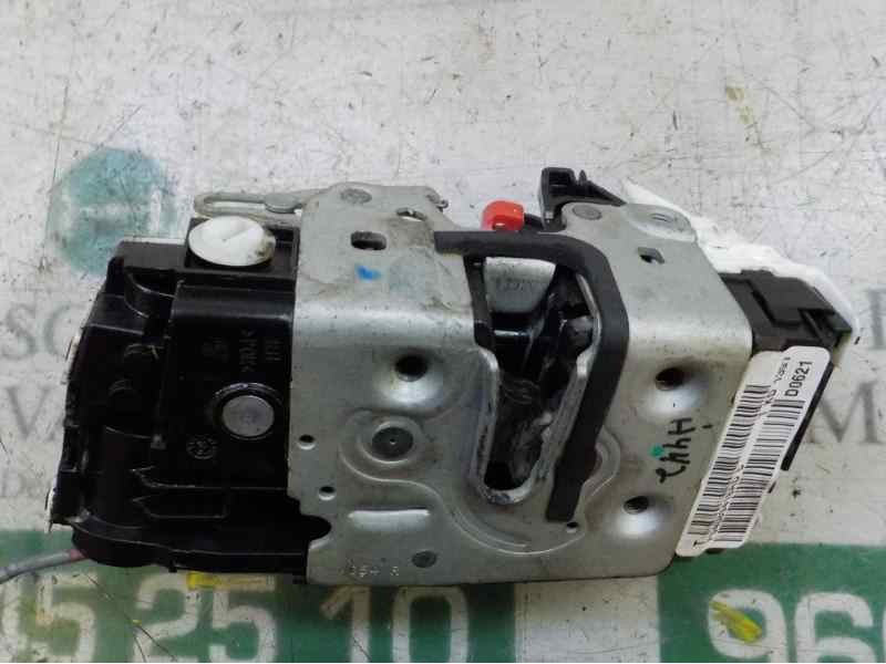 Recambio de cerradura puerta trasera derecha para jeep patriot 2.0 crd cat referencia OEM IAM   